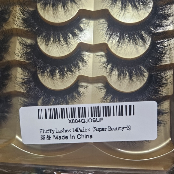 NWT! 14 Pairs Fluffy Black Soft Lashes! - Picture 2 of 3